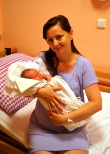 Foto 2 - mamička v komárňanskej pôrodnici