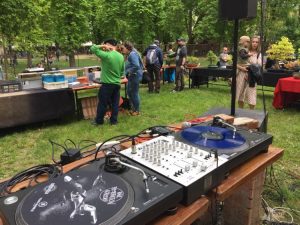 Liquid Picnic & RÉVolution